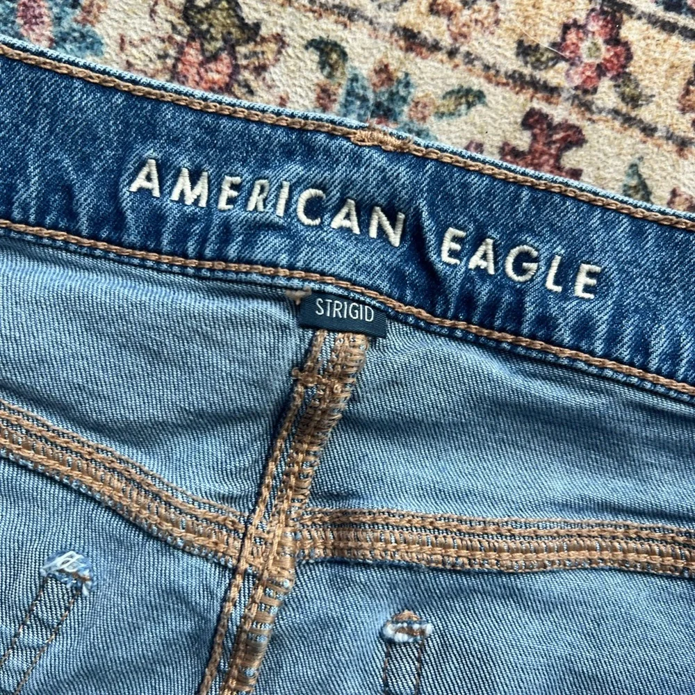 American Eagle Outfitters low rise ultra wide leg strives jeans, EUC, sz 8 short - Picture 3 of 6